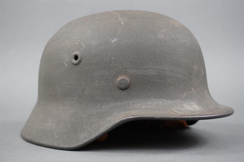 Original German WWII Heer/Waffen SS M40 No Decal Helmet