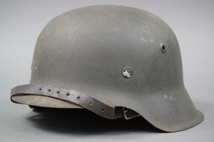 Original German WWII Heer/Waffen SS No Decal M42 Helmet